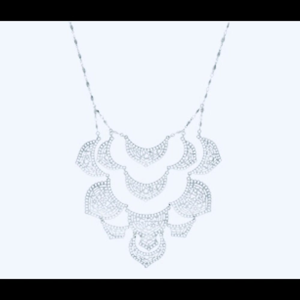 :: Stella & Dot Silver Plait Statement Necklace - Picture 6 of 8